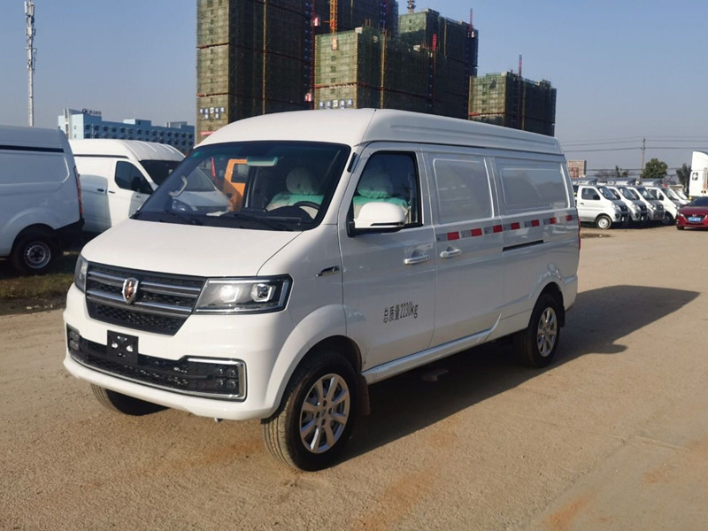 國(guó)六金杯海獅面包冷藏車(chē)